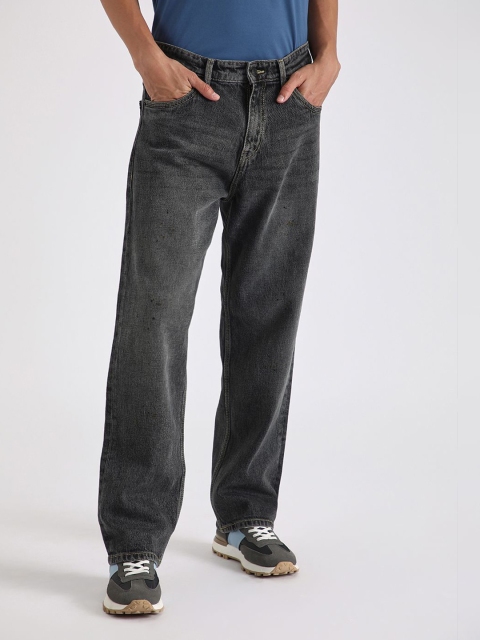 Banana Club Men Classic Relaxed Fit Mid-Rise Cotton Jeans