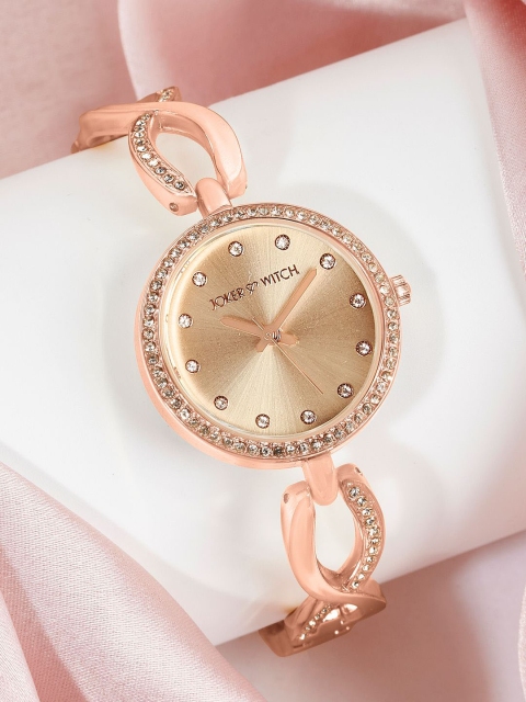 JOKER & WITCH Women Embellished Dial & Bracelet Style Straps Analogue Watch AMWW1130