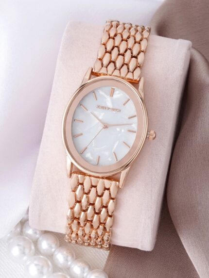 JOKER & WITCH Women Embellished Dial & Bracelet Style Straps Analogue Watch AMWW731