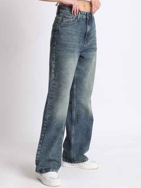 The Roadster Lifestyle Co Women Tinted Straight Fit Cotton Jeans