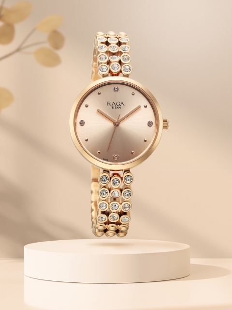 Titan Raga Show Stopper Women Embellished Dial Bracelet Analogue Watch 95262WM01